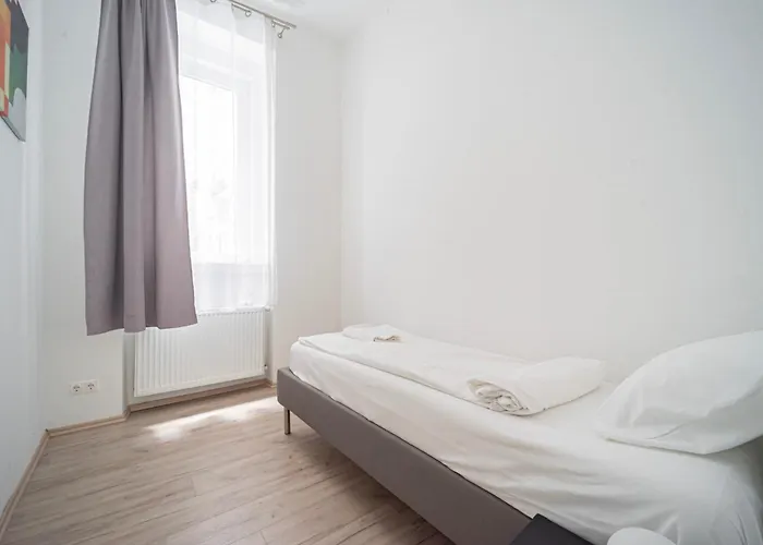 Daire Casabella - 2 Bedroom Near To Andrassy Ave *