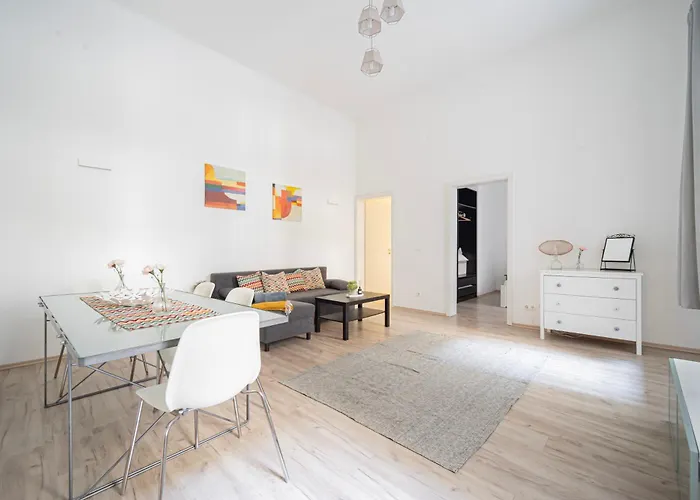 Casabella - 2 Bedroom Near To Andrassy Ave