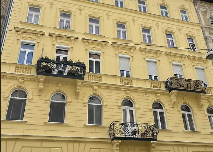 Daire Casabella - 2 Bedroom Near To Andrassy Ave Budapeşte